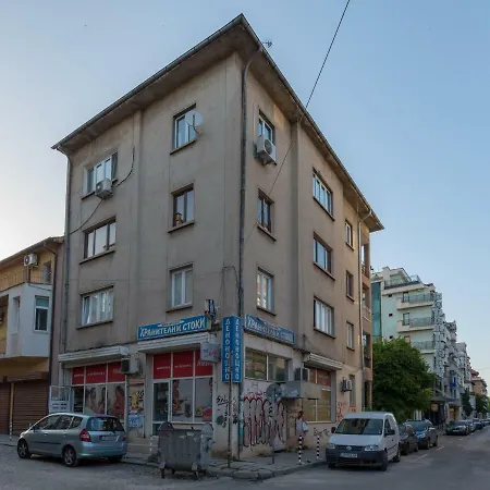 The Jewel Apartment *